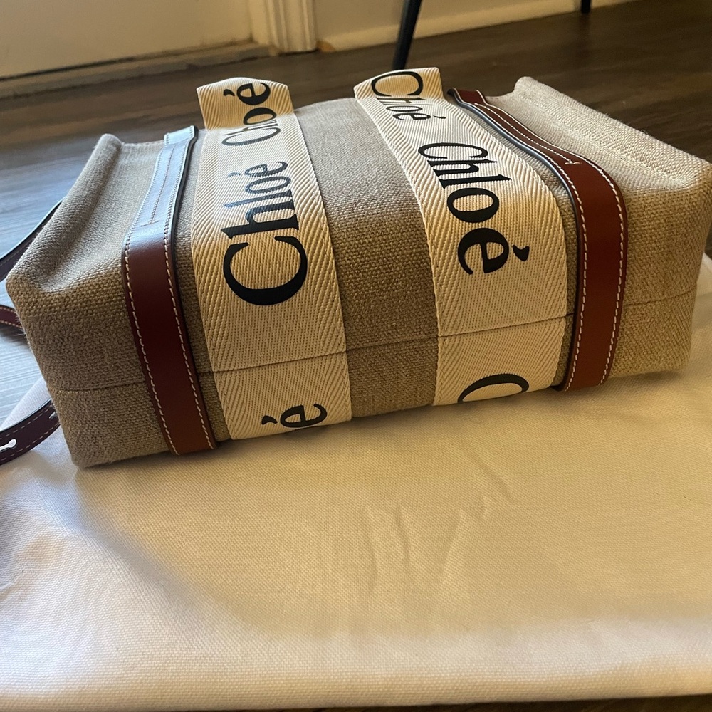 Chloé Small Woody Tote NWOT - Picture 2 of 6